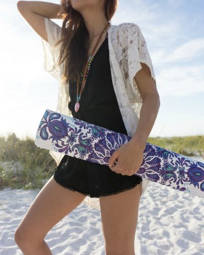 Free Thirty Three: The Perfect Yoga Mat For Any Beach Bunny