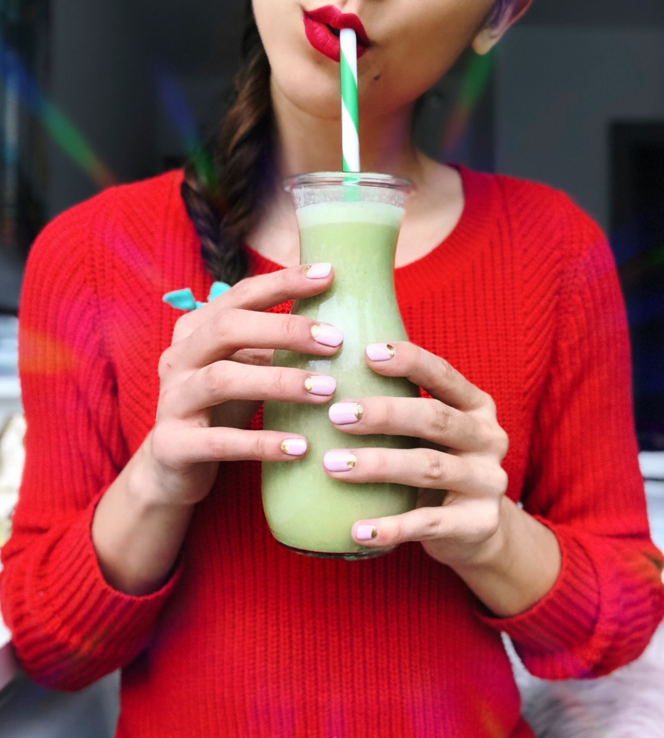 My Go-To Matcha Banana Smoothie - Headstands and Heels