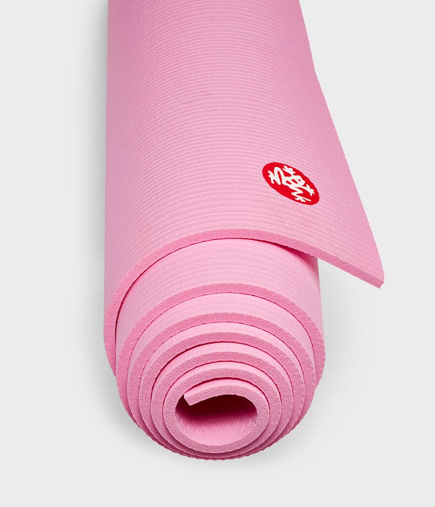 Manduka PRO VS Lululemon Reversible Yoga Mat, Which One Is Better?