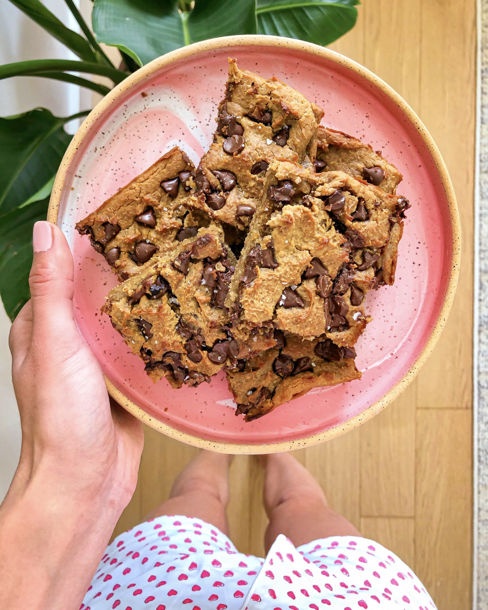 Healthy Desserts: Chickpea Blondies