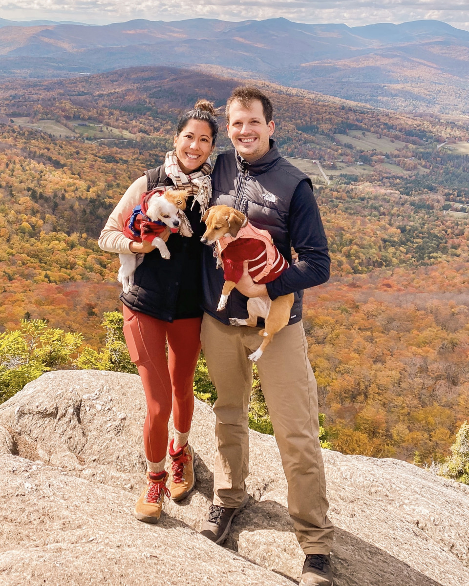 A Dog Friendly Fall Getaway in Stowe, Vermont - Headstands and Heels