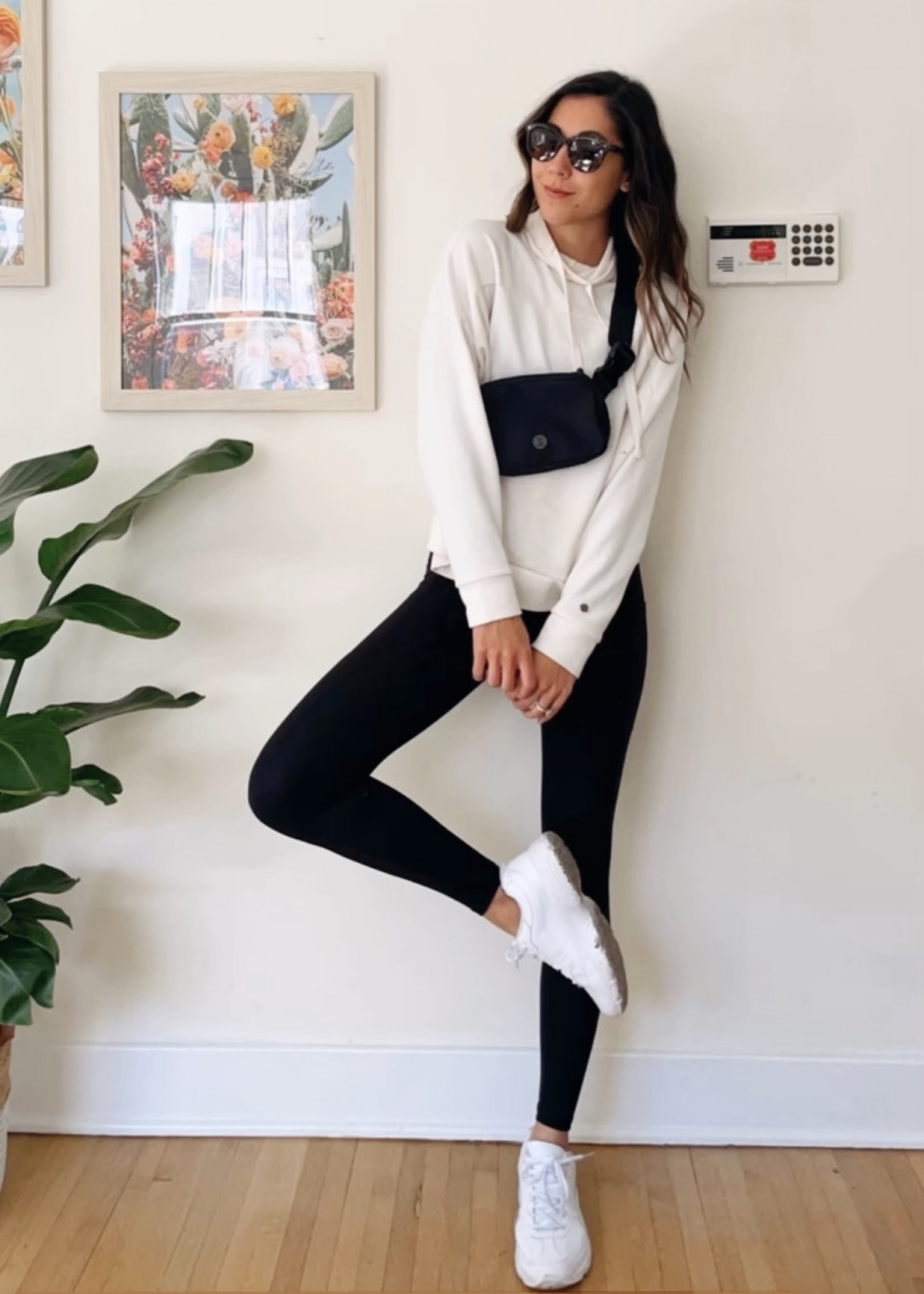 21 Fall Athleisure Outfits to Mix and Match - Headstands and Heels